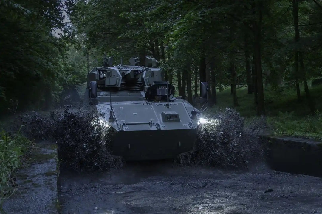 PANDUR 8×8 EVO Czechoslovakian Wheeled Armored Vehicle (C)